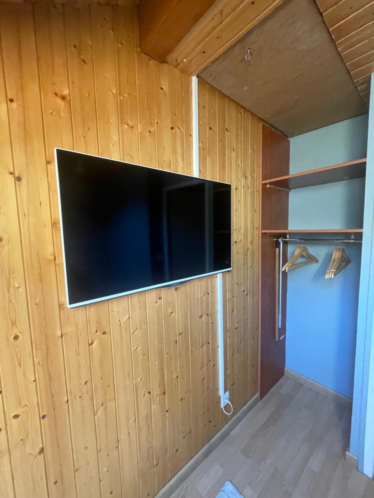 Appartement Entre Lac Et Montagnes 톤느 외부 사진