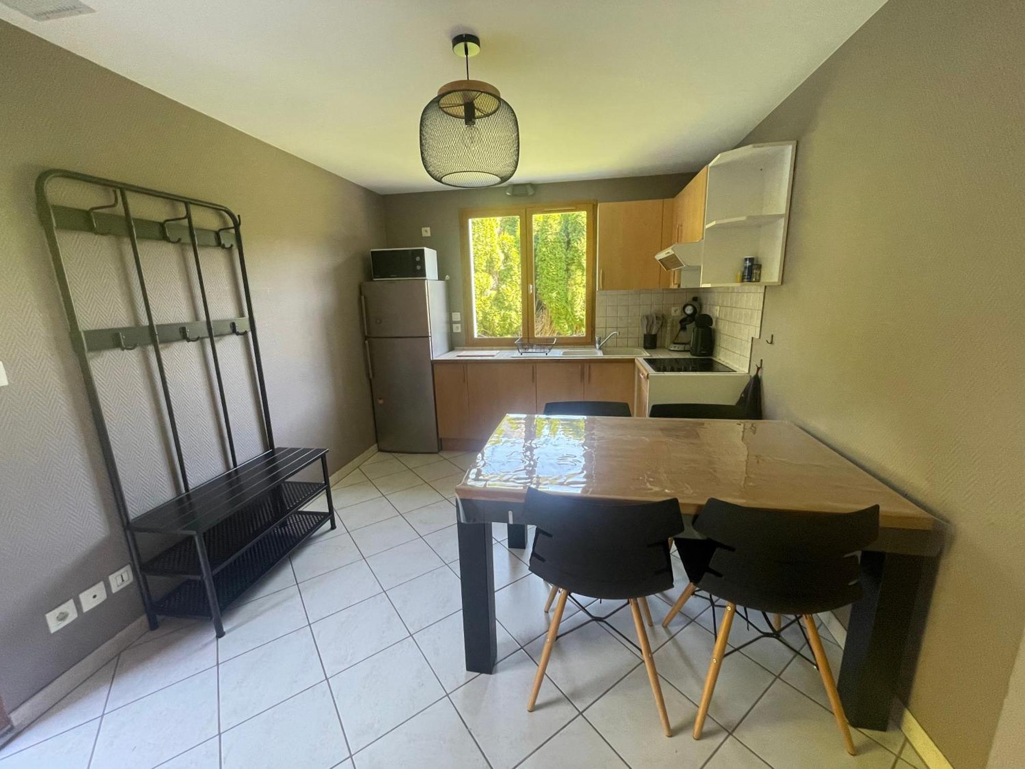 Appartement Entre Lac Et Montagnes 톤느 외부 사진
