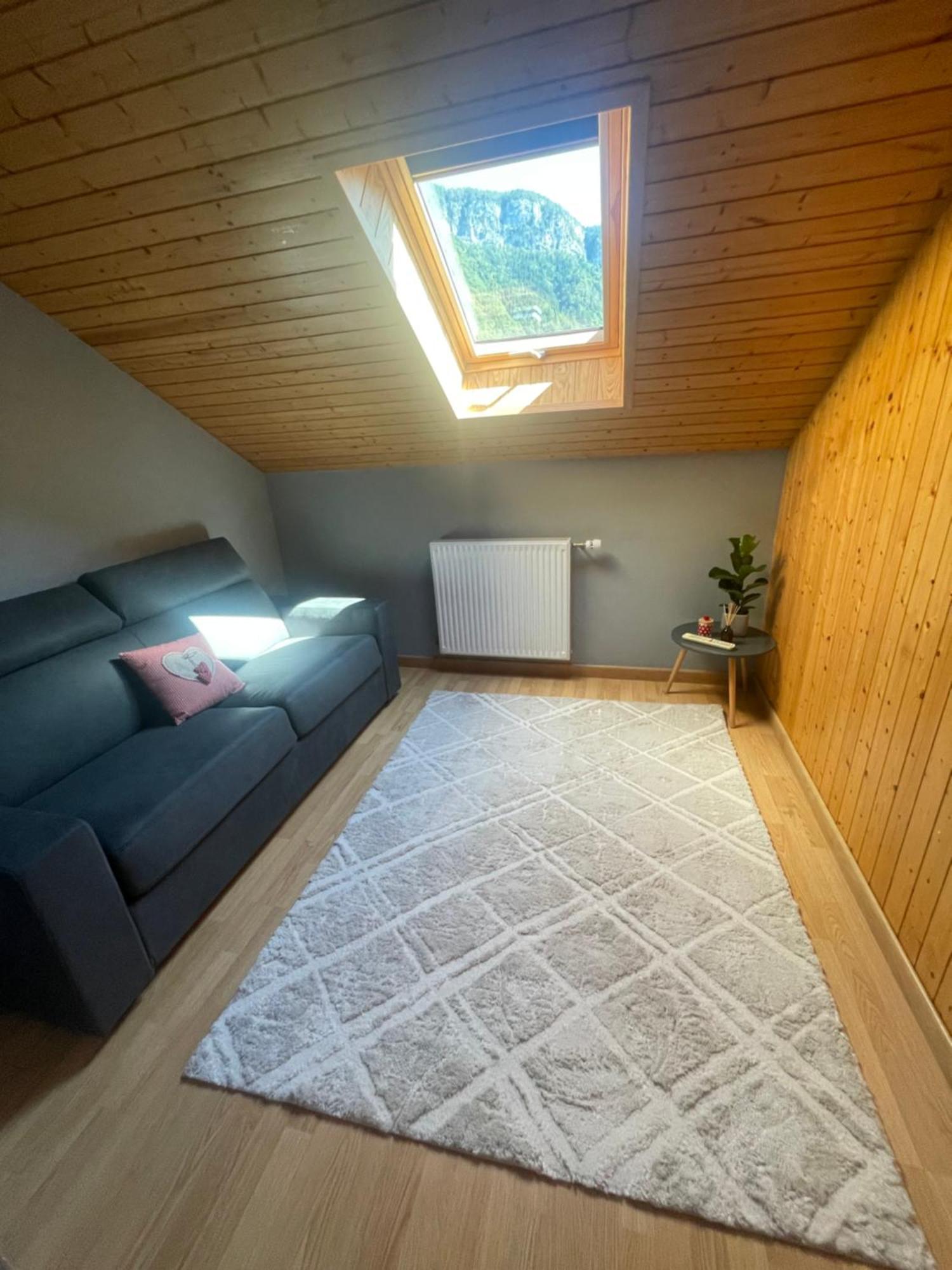 Appartement Entre Lac Et Montagnes 톤느 외부 사진